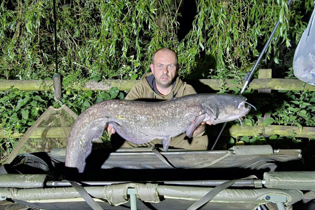 05a0f6c9-d60d-4141-bfbc-4b8eb97502ac